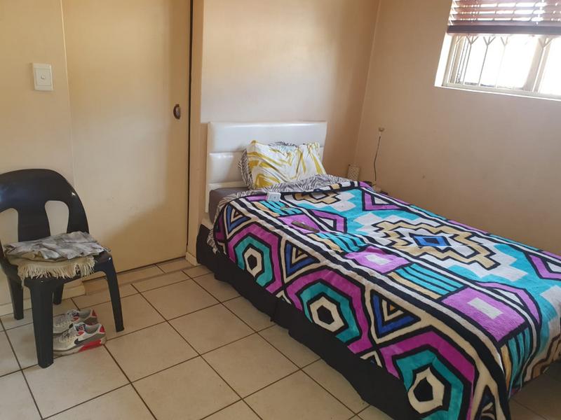 3 Bedroom Property for Sale in Pelikan Park Western Cape